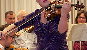 /konzert-in-jeans-solistin