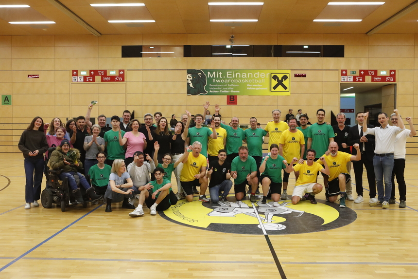 Gruppenbild Charity1_AZA0210