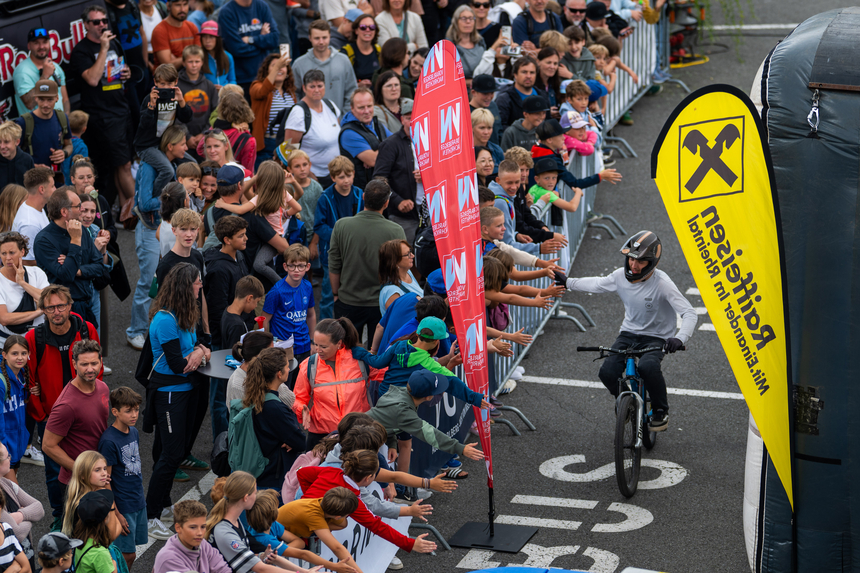 JM_20250823_NOTJ_NEXT_GEN_5136