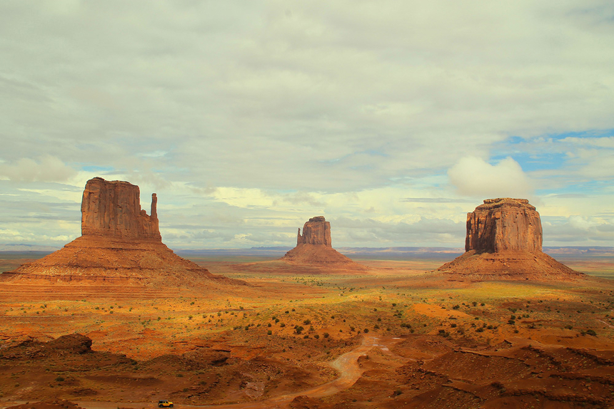 Monument Valley 