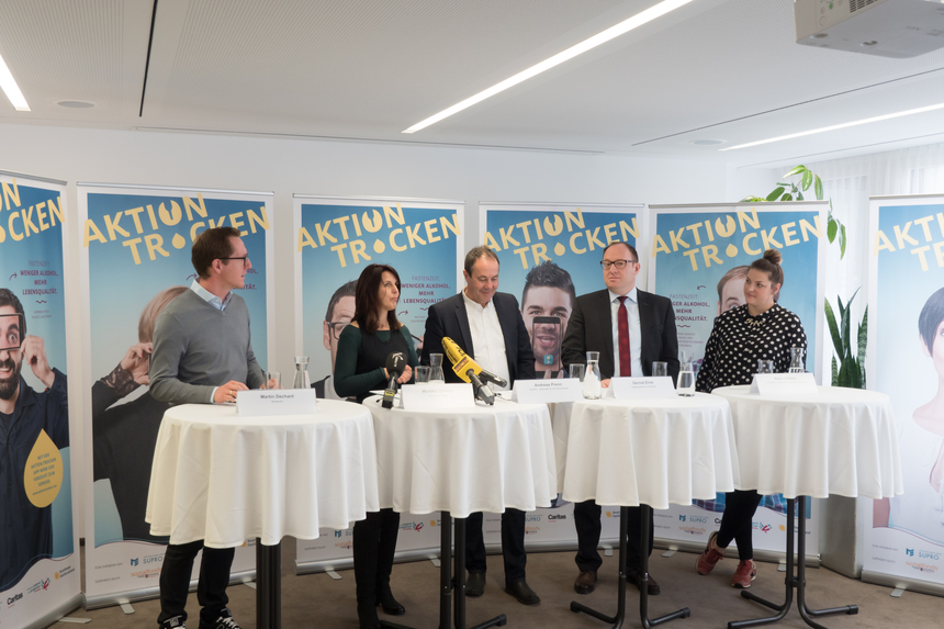 Pressekonferenz Aktion.Trocken im Rheintorum Lustenau