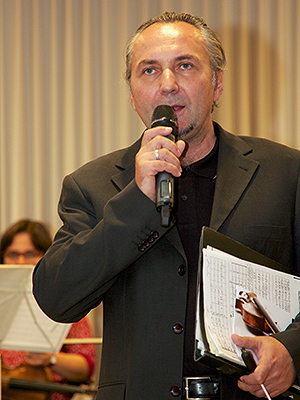 konzert-in-jeans-dirigent